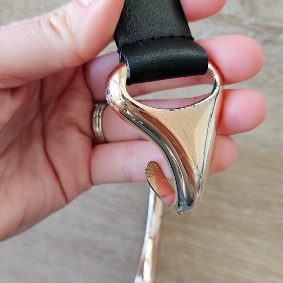 Chico's Black Leather Slide Adjustable Rose Gold Tone Hardware Belt Medium/Large - Picture 6 of 6
